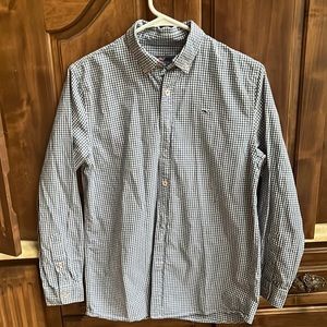 Boys Vineyard Vines gingham button down.